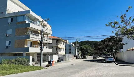 Apartamento à Venda,75m2,2 Dormitórios(1 Suíte),1 Vaga,  Ingleses do Rio Vermelho, Florianópolis, SC
