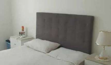 Apartamento semi-mobiliado com 1 dormitório e 1 vaga de garagem em Balneário Camboriú