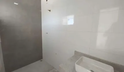 Casa com 3 dormitórios sendo 2 suítes e 1 vaga de garagem em Porto Seguro na Bahia
