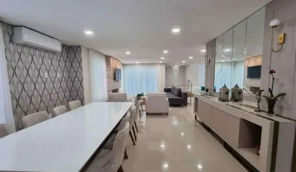 Casa Para Locação, 460m2, 4 suítes, 4 Vagas, Pedra Branca, Palhoça/SC