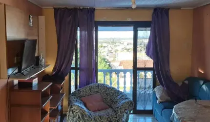 Casa com 6 dormitórios e 3 vagas de garagem no bairro Guarani em Colombo PR