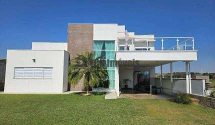 Casa no Condomínio Portal dos Lagos em Boituva