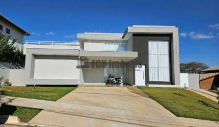 Casa no Condomínio Portal dos Lagos em Boituva