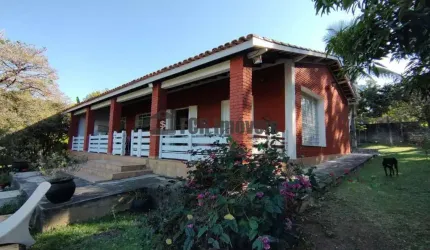 Chácara no Condomínio Aldeia dos Laranjais em Porto Feliz
