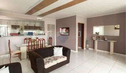 Casa no Conjunto Shangrillá - Parque 10