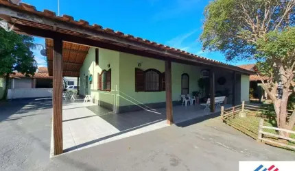 Casa para Venda em Saquarema, Itauna, 5 dormitórios, 1 suíte, 4 banheiros, 3 vagas