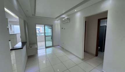 Apartamento à Venda 2 dormitórios sendo 1 suíte com 1 vaga, Praia Grande - SP
