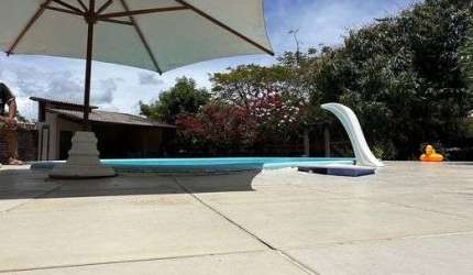 Casa 3/4 com Piscina Top