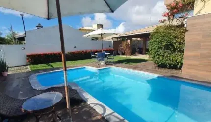 CASA EM CONDOMÍNIO - 4 QUARTOS COM 2 SUÍTES - JACUÍPE - MOBILIADA