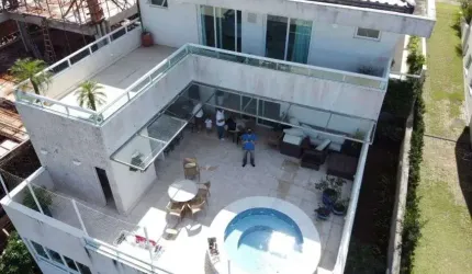 CASA ALTO PADRÃO - 6 QUARTOS SENDO 5 SUÍTES - ENERGIA SOLAR - ALPHAVILLE 2