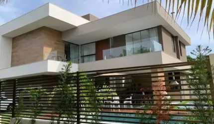 MARAVILHOSA CASA - 5 SUÍTES - 250M² - PISCINA - GUARAJUBA