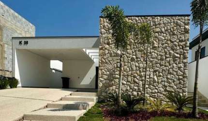 CASA TÉRREA COM 3 SUITES CONDOÍNIO GRANJA ANITA