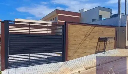 CASA EM VILLAGIO COM 2 DORMITÓRIOS