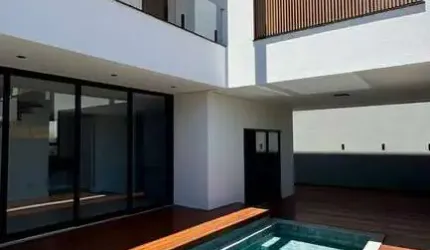 SOBRADO EM CONDOMINIO FECHADO COM 3 SUÍTES - MOSAICO ESSENCE