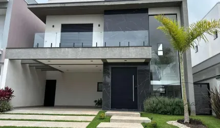 CASA Á VENDA NO CONDOMINIO MOSAICO ESSENCE COM PISCINA, 3 SUITES E 200M² DE AREA CONSTRUIDA / MOGI DAS CRUZES SP