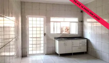 Casa com 2 quartos à venda em São Judas - SP