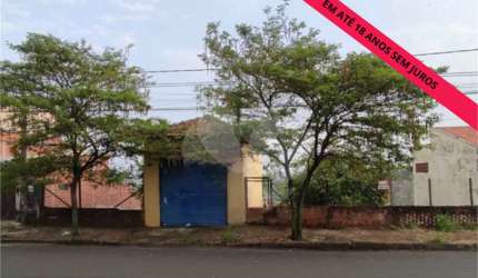 Terreno com 2 quartos à venda em Castelinho - SP