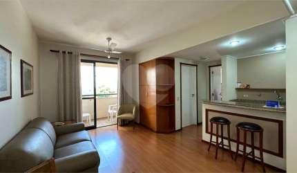 Flat com 1 quartos para locação em Centro - SP
