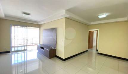Apartamento com 3 quartos para locação em Cidade Alta - SP
