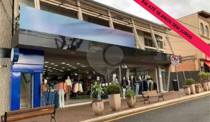 Casa com 6 quartos à venda em Centro - SP