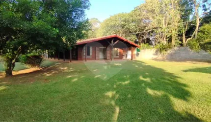 Chácara com 3 quartos para locação em Santa Rita - SP