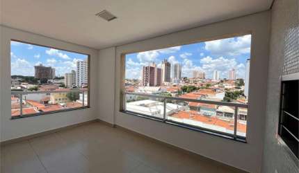 Apartamento com 3 quartos à venda ou para locação em São Judas - SP