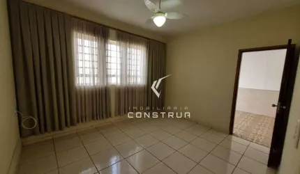 CASA A VENDA NO JD LEONOR - CAMPINAS/SP.