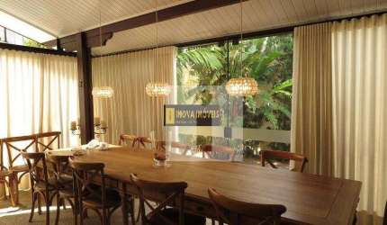 Casa com espaço gourmet