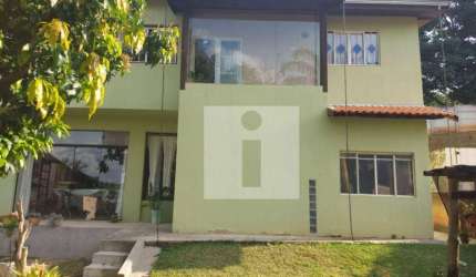 Casa a venda com 4 quartos, no condomínio San Conrado em Sousas, Campinas.