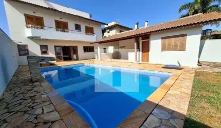 Casa a venda no San Conrado em Sousas 3 suítes, espaço gourmet e piscina. 455m2 de terreno e 101m2 de construção.
