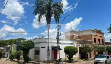 Casa para locação no Centro de Sousas - Campinas