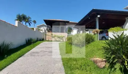 Casa a venda no condomínio San Conrado em Sousas