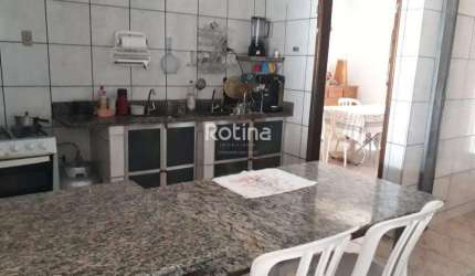 Casa à venda, 4 quartos, Tibery - Uberlândia/MG - Rotina Imobiliária