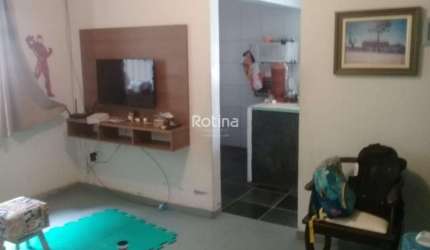 Casa à venda, 2 quartos, Carajás - Uberlândia/MG - Rotina Imobiliária
