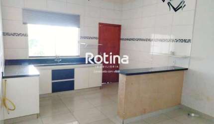 Casa à venda, 3 quartos, Jardim das Palmeiras - Uberlândia/MG - Rotina Imobiliária