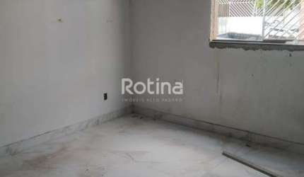 Casa à venda, 3 quartos, Luizote de Freitas - Uberlândia/MG - Rotina Imobiliária