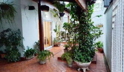 Casa à venda, 5 quartos, Cidade Jardim - Uberlândia/MG - Rotina Imobiliária