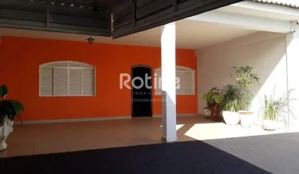 Casa à venda, 3 quartos, Brasil - Uberlândia/MG - Rotina Imobiliária