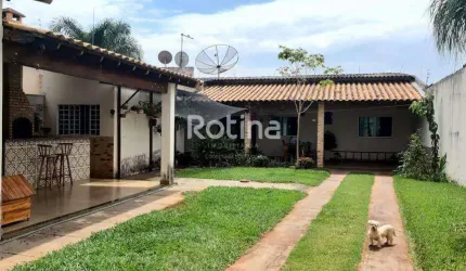 Casa à venda, 3 quartos, Jardim Brasília - Uberlândia/MG - Rotina Imobiliária