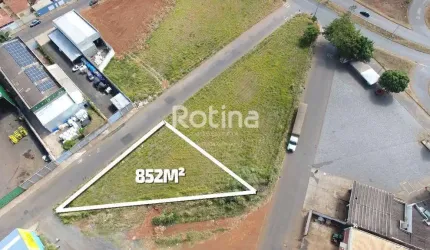 Área à venda, Segismundo Pereira - Uberlândia/MG - Rotina Imobiliária