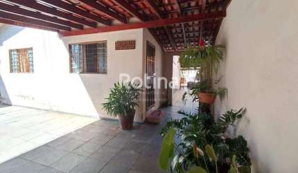 Casa à venda, 3 quartos, Planalto - Uberlândia/MG - Rotina Imobiliária