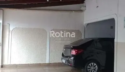 Casa à venda, 3 quartos, Luizote de Freitas - Uberlândia/MG - Rotina Imobiliária