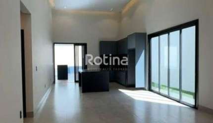 Casa à venda, 3 quartos, Cond. Splendido - Uberlândia/MG - Rotina Imobiliária