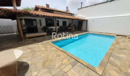 Casa à venda, 3 quartos, Morada da Colina - Uberlândia/MG - Rotina Imobiliária