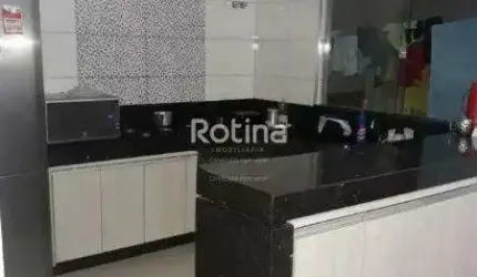 Casa à venda, 3 quartos, Jardim Ipanema - Uberlândia/MG - Rotina Imobiliária