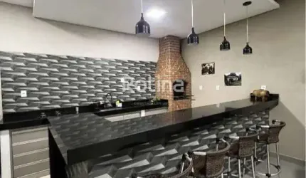Casa à venda, 2 quartos, Jardim Europa - Uberlândia/MG - Rotina Imobiliária