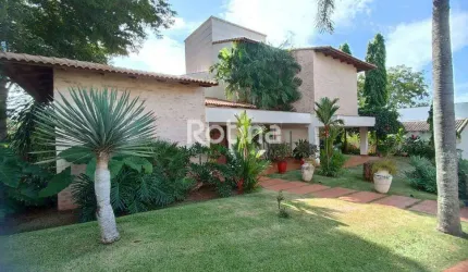 Casa Condomínio Fechado à venda, 3 quartos, Cond. Jardins Barcelona - Uberlândia/MG - Rotina Imobiliária