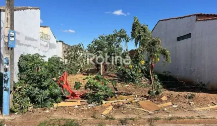 Terreno a venda no bairro Canaã
