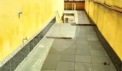 Sobrado com 4 quartos à venda em Vila Mazzei - SP