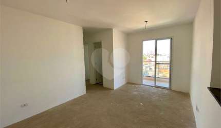 Apartamento com 2 quartos à venda em Vila Galvão - SP